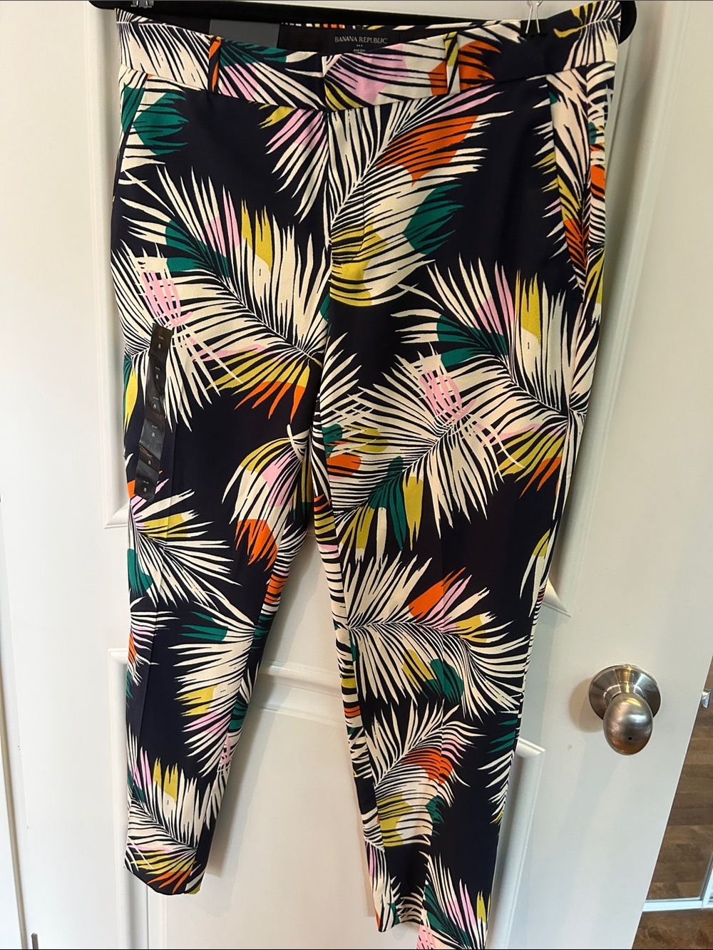 Banana Republic Avery Tropical Palm Print Ankle Pants